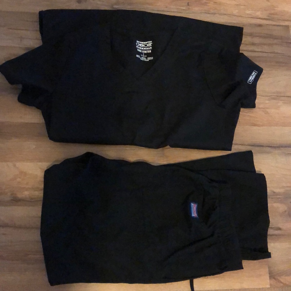 Women’s Scrub Set Size Small